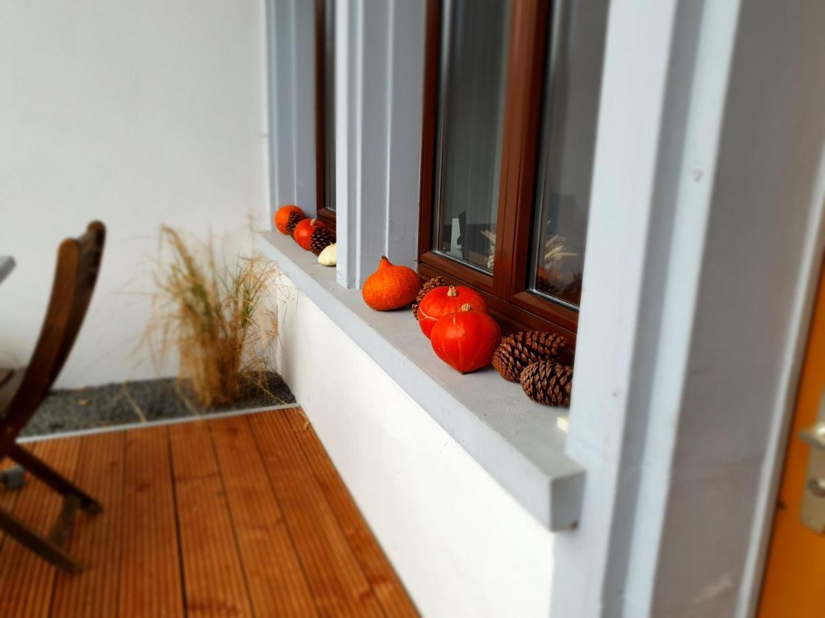 O Valanvron - Appartement Dans Une Ancienne Ferme Neuchateloise La Chaux De Fonds Buitenkant foto